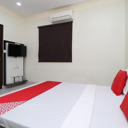 לודהיאנה Oyo 29637 Hotel Kakkar מראה חיצוני תמונה