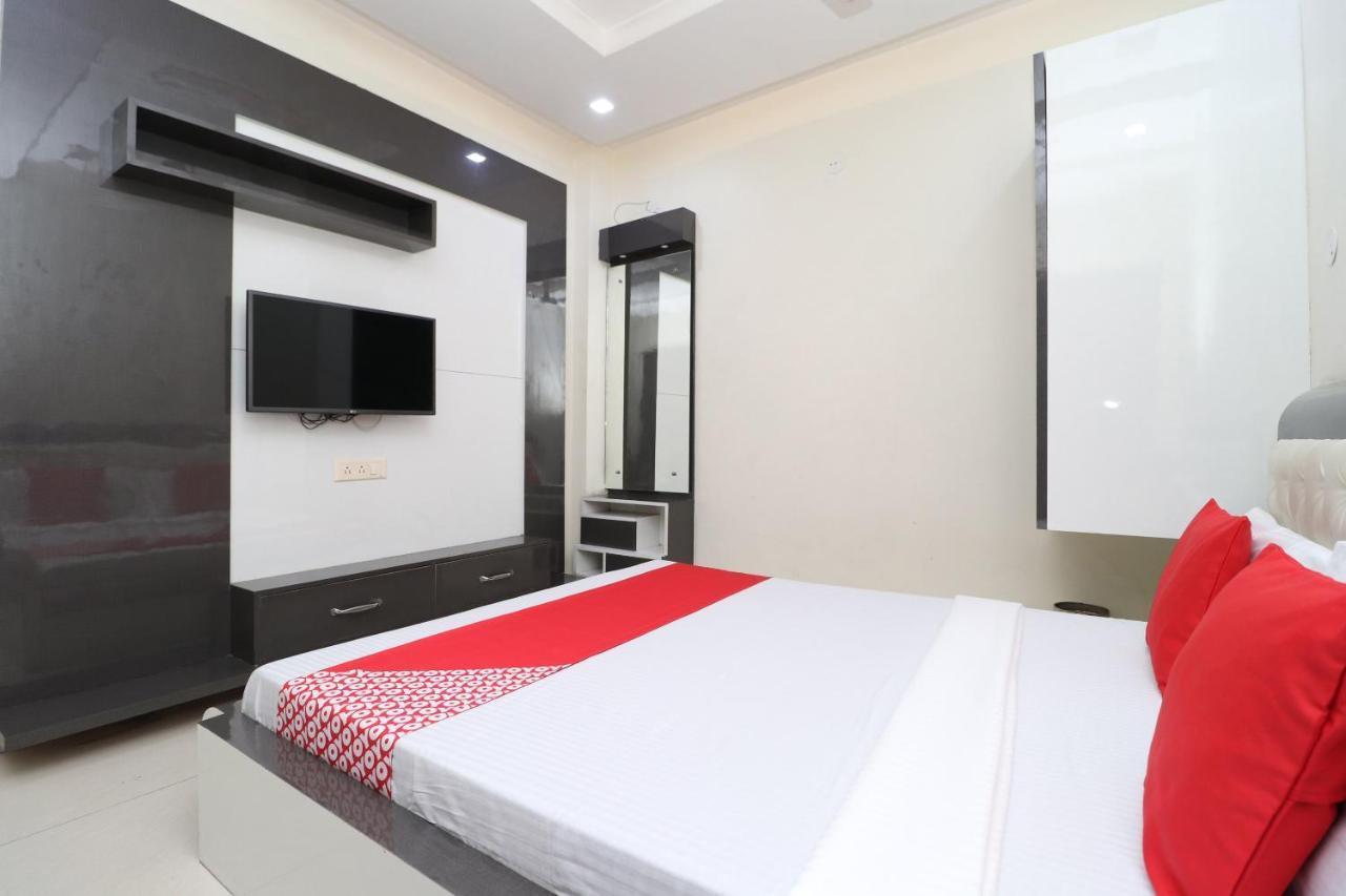 לודהיאנה Oyo 29637 Hotel Kakkar מראה חיצוני תמונה